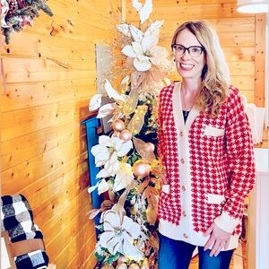 Red and White Houndstooth Women's Cardigan